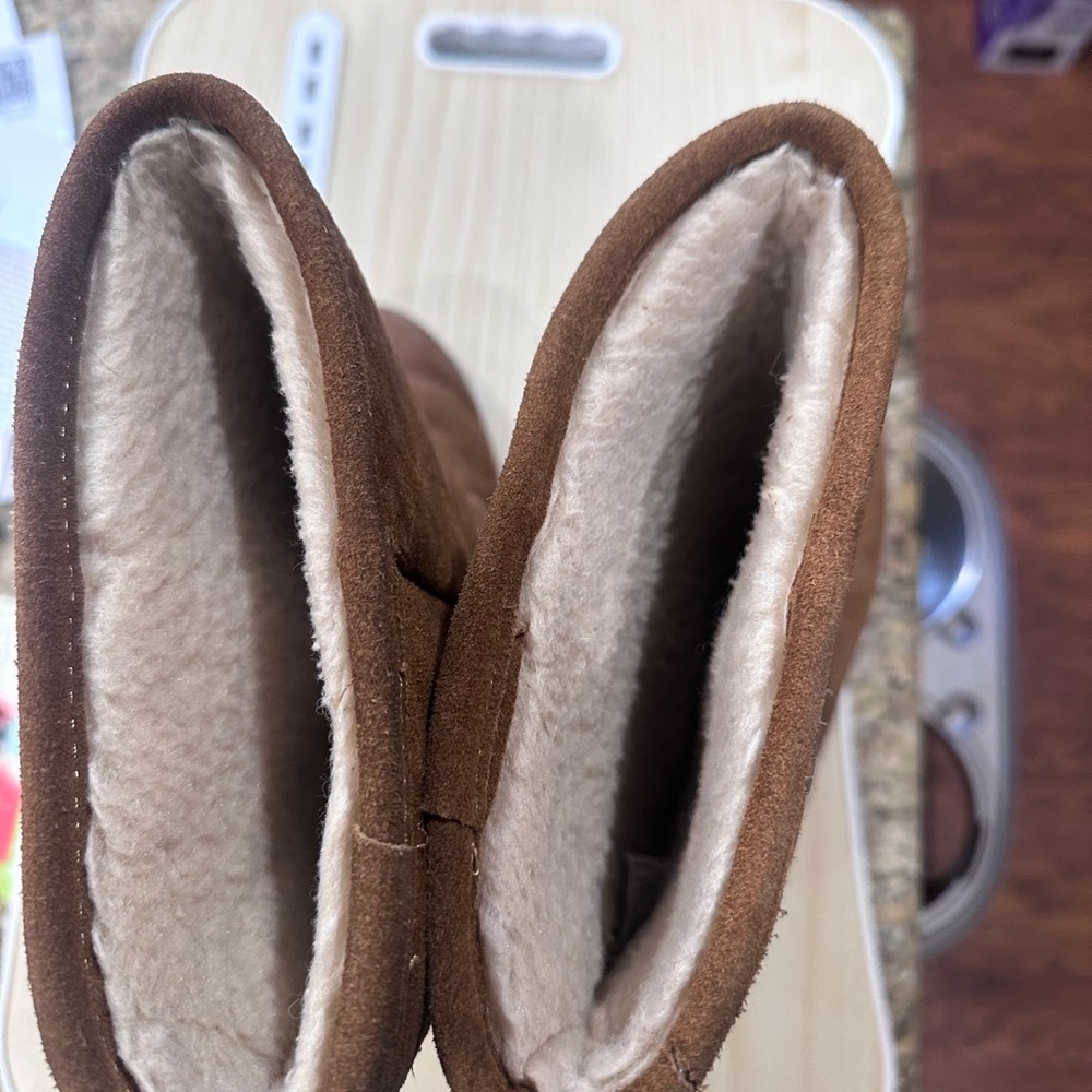 BearPaw quilted, tall  boots size 8 - Picture 14 of 14
